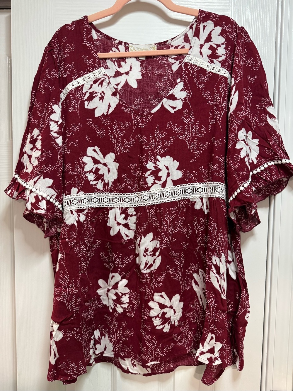 Suzanne Betro Burgundy Floral Lace-Trim V-Neck Tunic